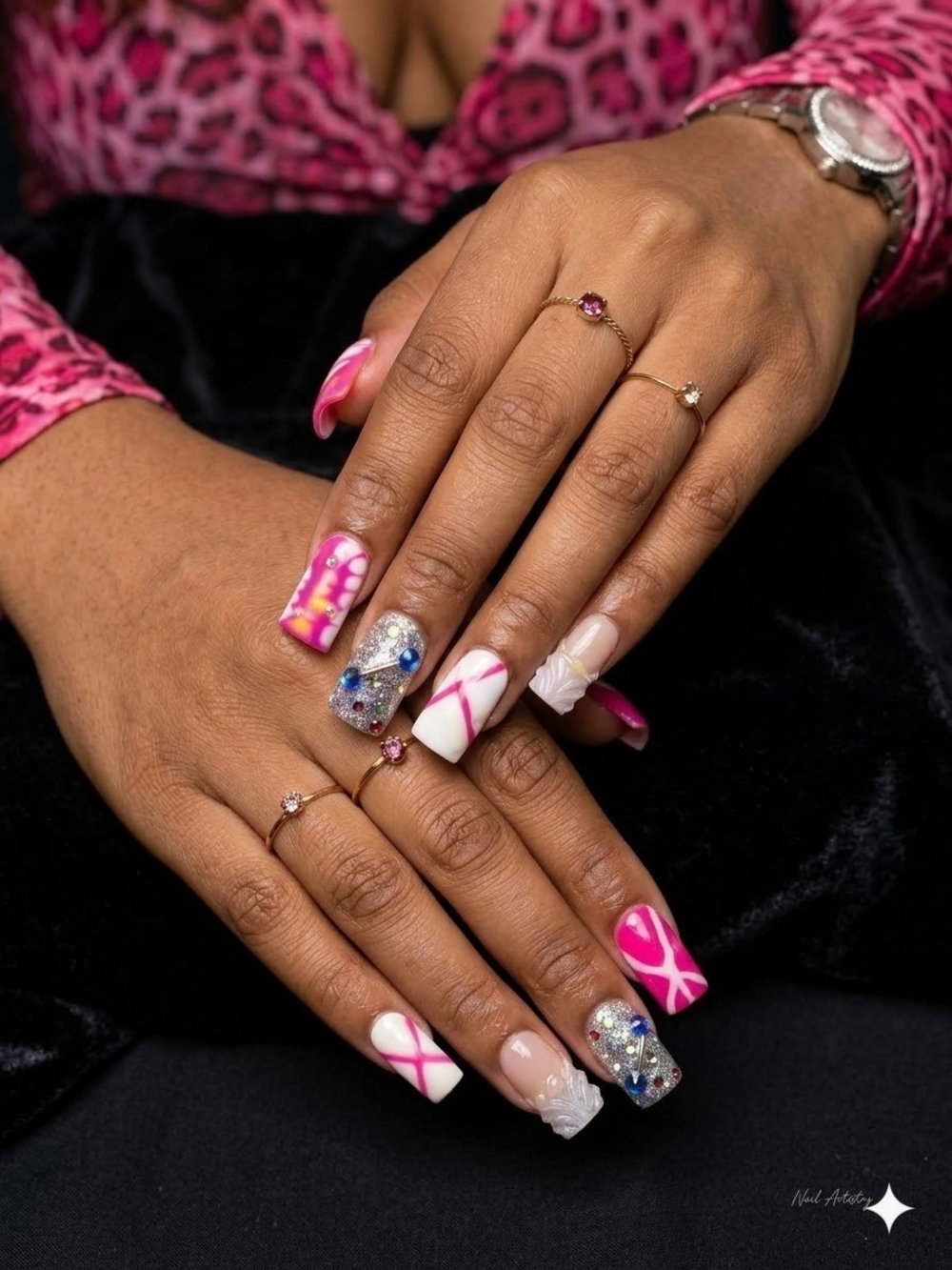 Luxury Press On Bejewled Nails Medium NWT